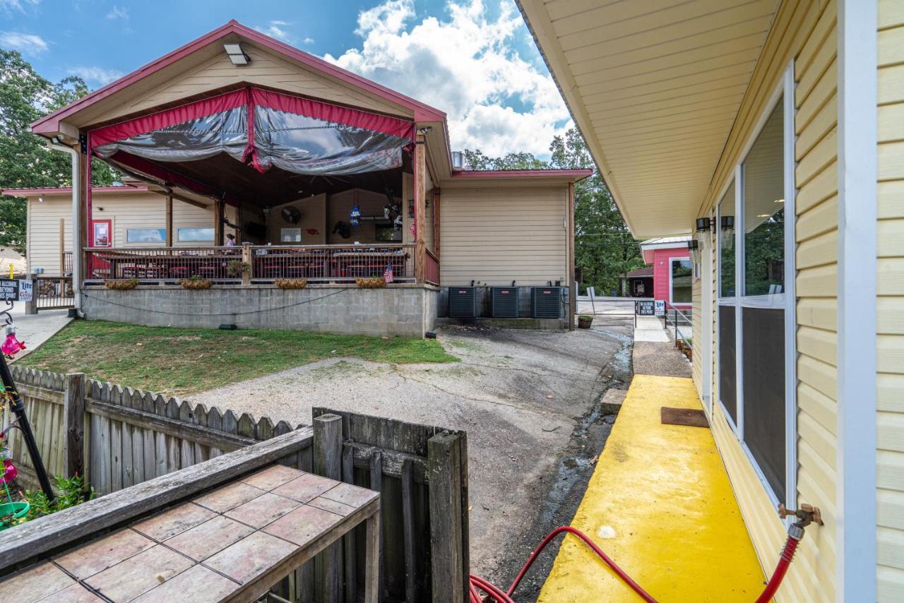 Canary Lake Cottage W/Hot Tub At Sam'S Pizza Hot Springs Bagian luar foto